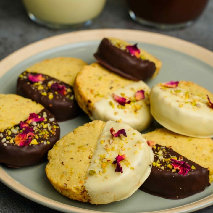 Almond and Pistachio Kulfi Shortbread