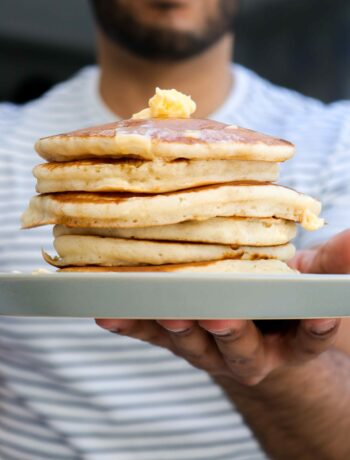 vegan fluffy American style pancakes