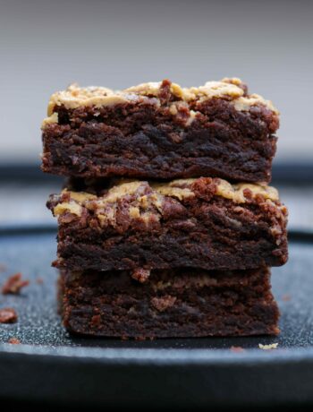 peanut butter chickpea brownies