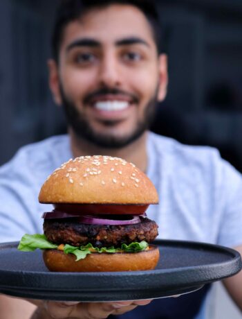 spicy black bean burgers