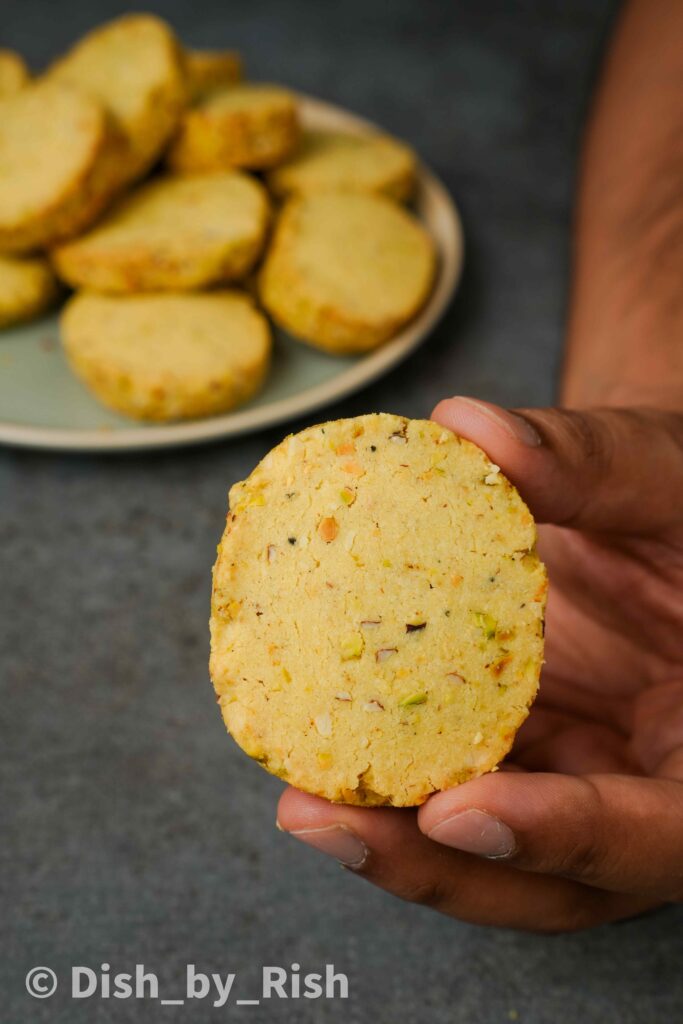 Almond and Pistachio Kulfi Shortbread