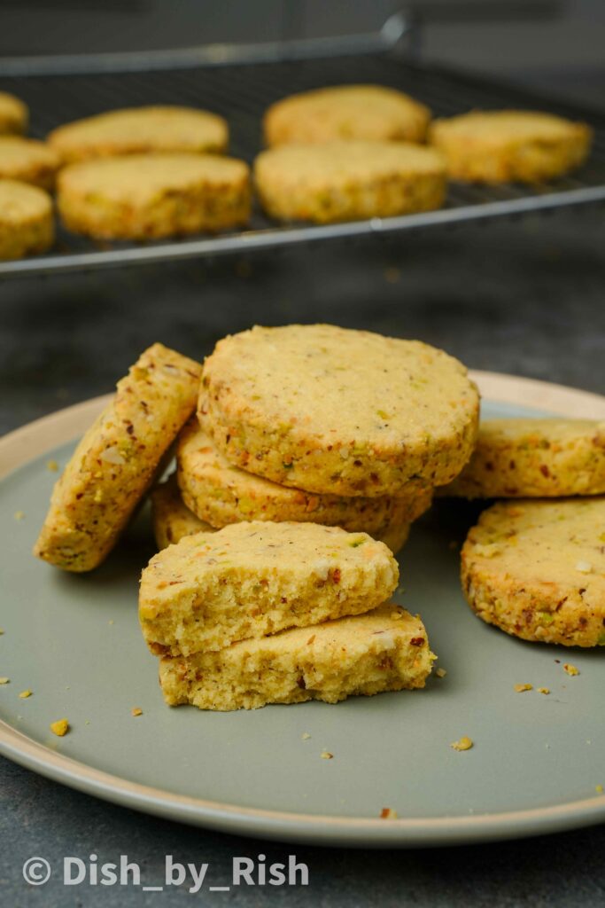 Almond and Pistachio Kulfi Shortbread