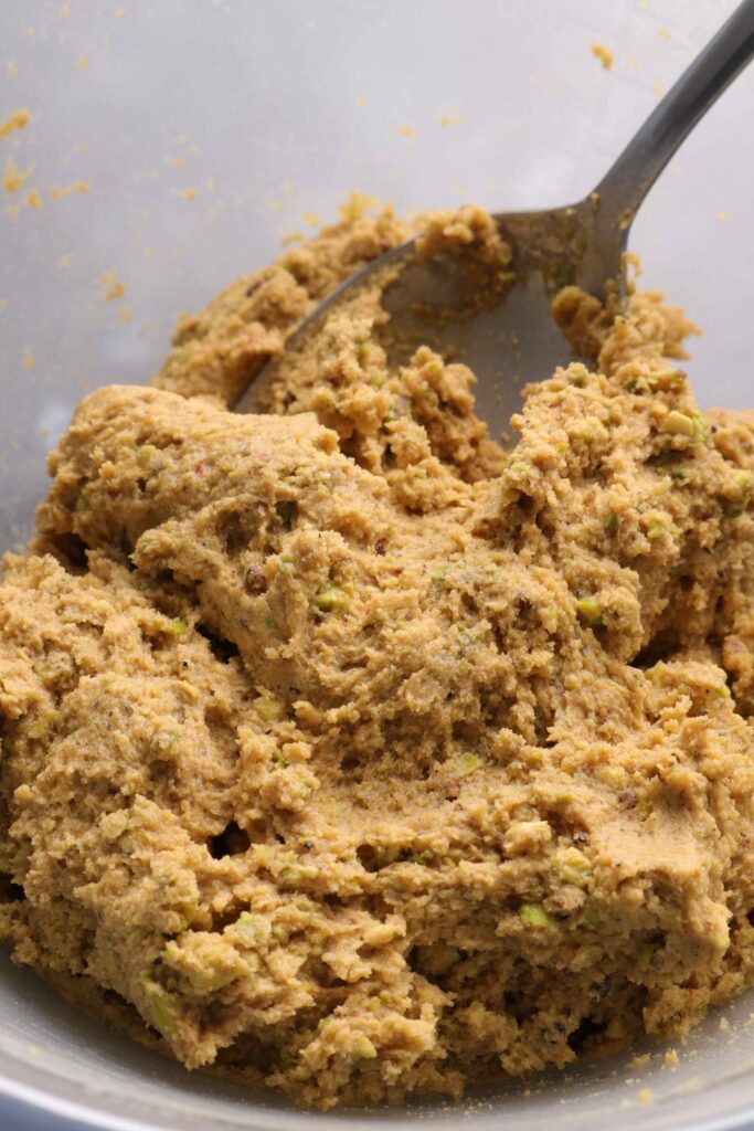 pistachio kulfi cookies batter